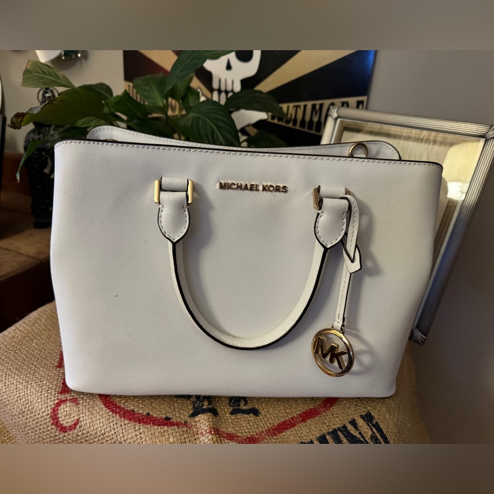 Michael Kors Savannah Saffiano Large Leather Satchel